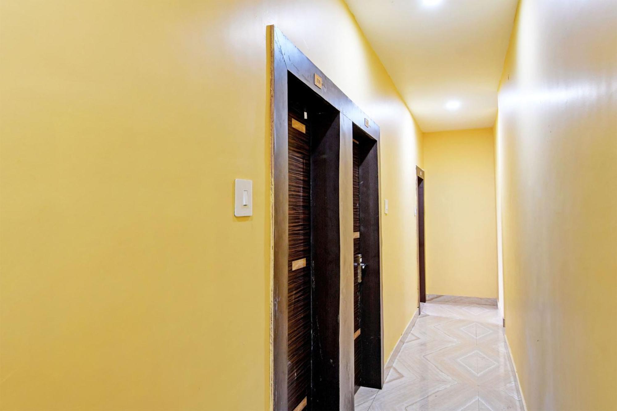 Collection O Shyamali Guest House โกลกาตา ภายนอก รูปภาพ