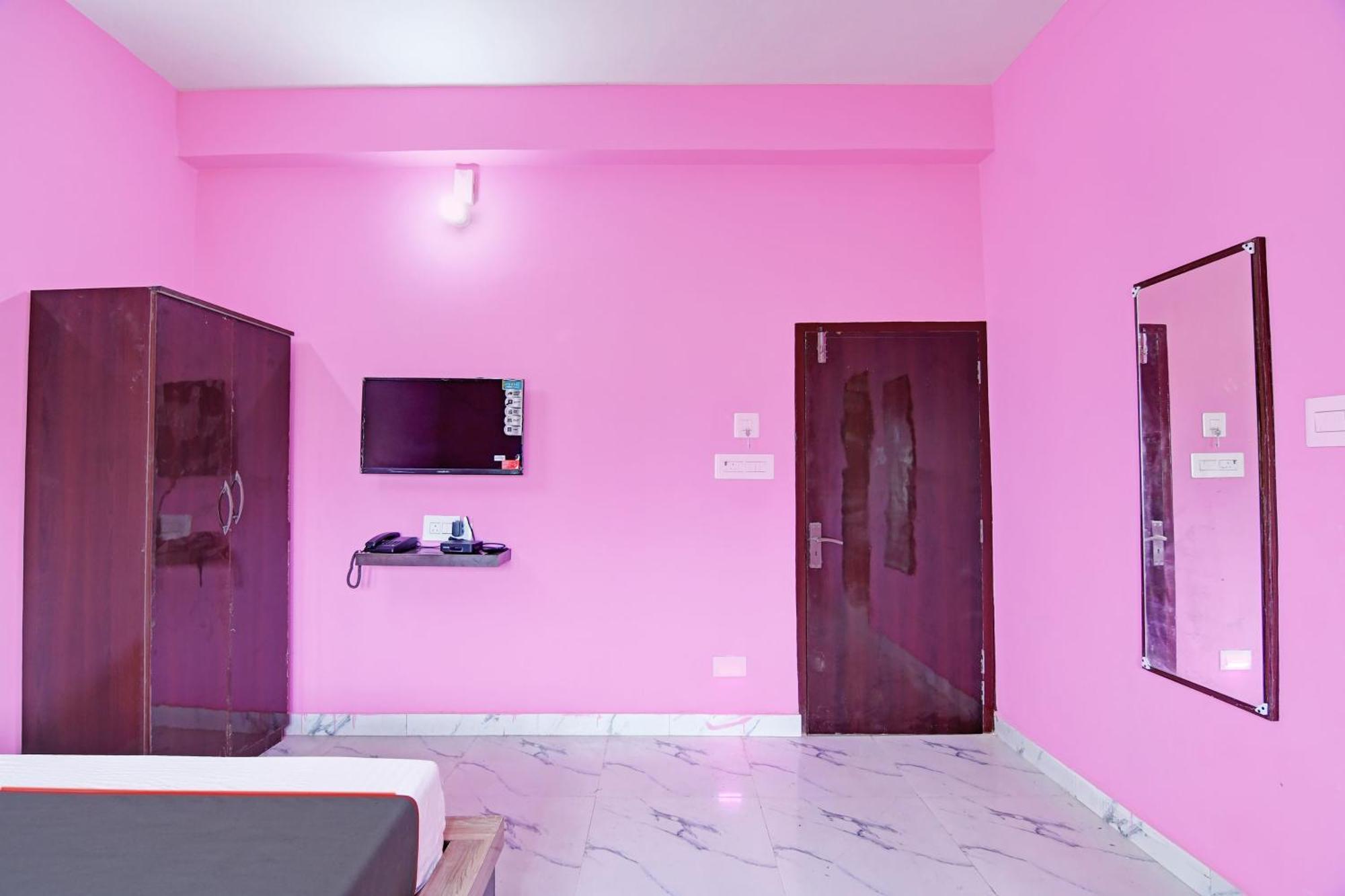 Collection O Shyamali Guest House โกลกาตา ภายนอก รูปภาพ
